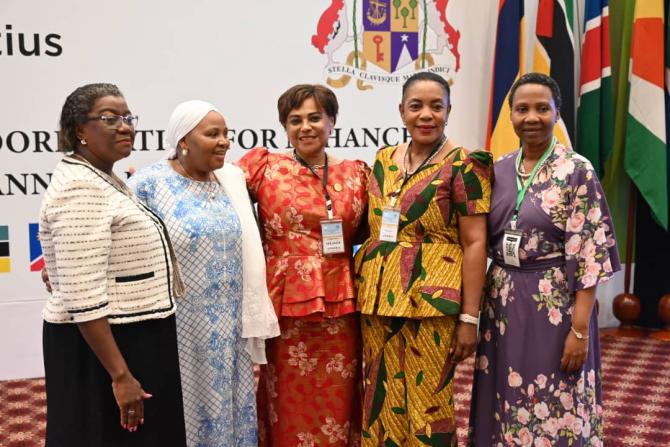 The Female Speakers and Secretary General of the SADC Parliamentary Forum pose for a photo